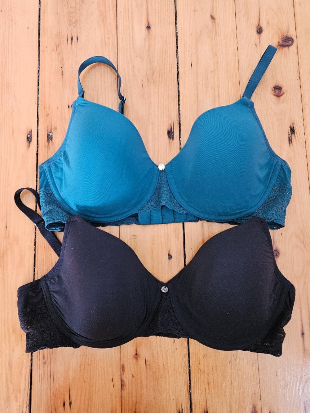 Bundle of 2 Natori Bliss Perfection Contour Underwire Bras size 34D